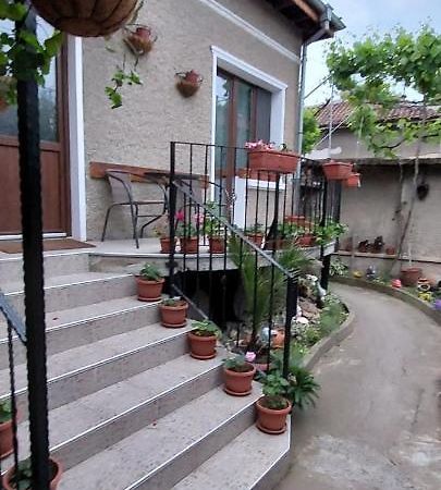 Guest House Kukera Pavel Banya Esterno foto