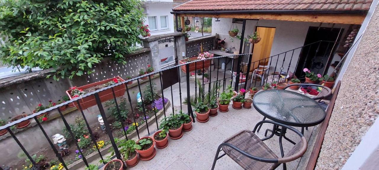 Guest House Kukera Pavel Banya Esterno foto